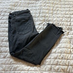 Good American Charcoal Ankle Jeans